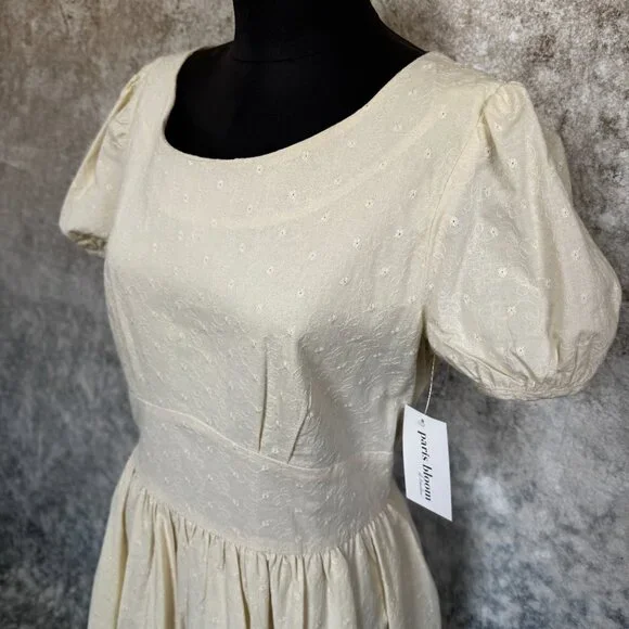 Paris Bloom Embroidered Cotton Dress - NWT XL - Picture 2 of 9